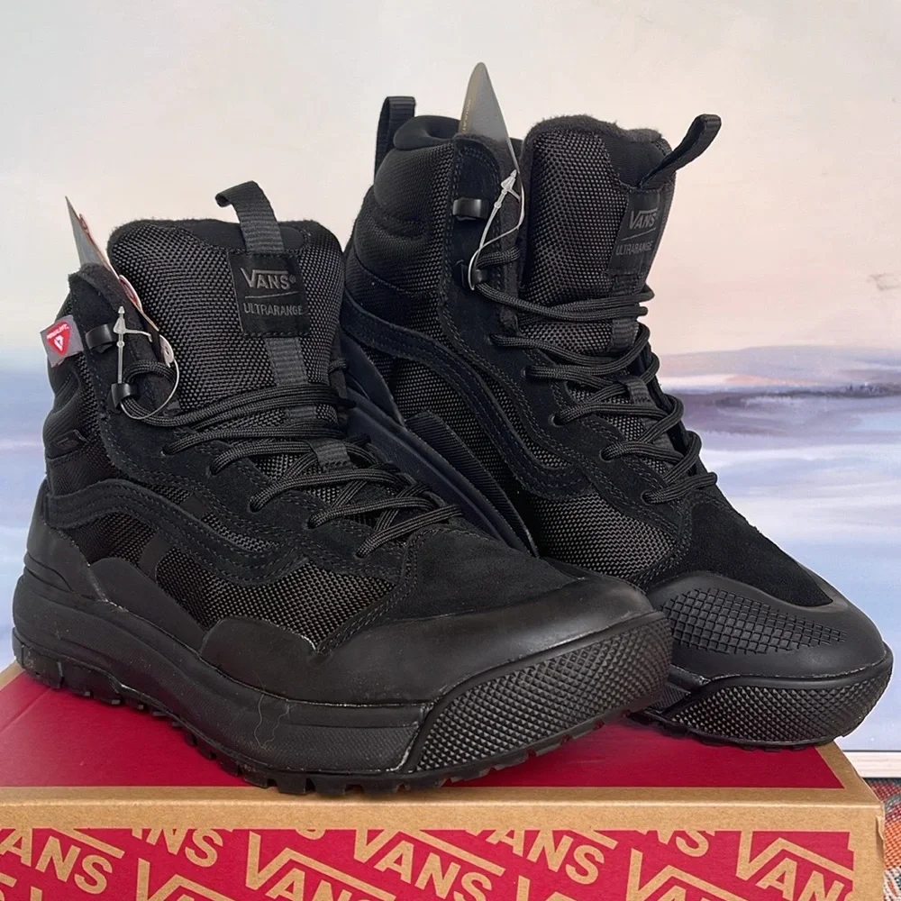 Vans Men’s Ultrarange Exo Black/Black VN0A4BVSBKA Boots Sneakers